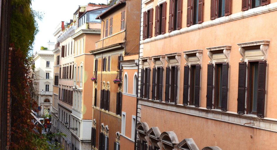 Exterior & Views 2, Condotti Rooms, Rome