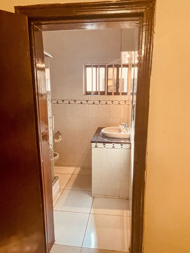 Bathroom 5, Indigo, Eti-Osa