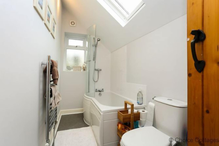 Bathroom 3, Braunton April Cottage 3 Bedrooms, Devon