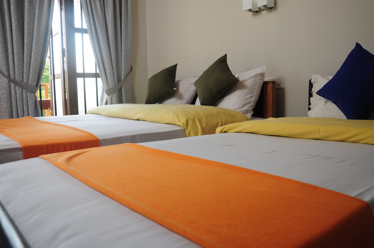 Bedroom 3, Traveller's Home Hotel, Thissamaharama