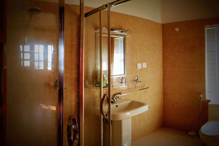 Bathroom 3, Tokha Holiday Home, Bagmati