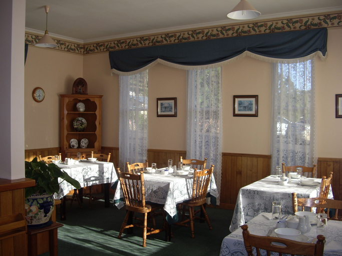 Food & Drinks 5, Lucinda B&B, Latrobe - Pt A