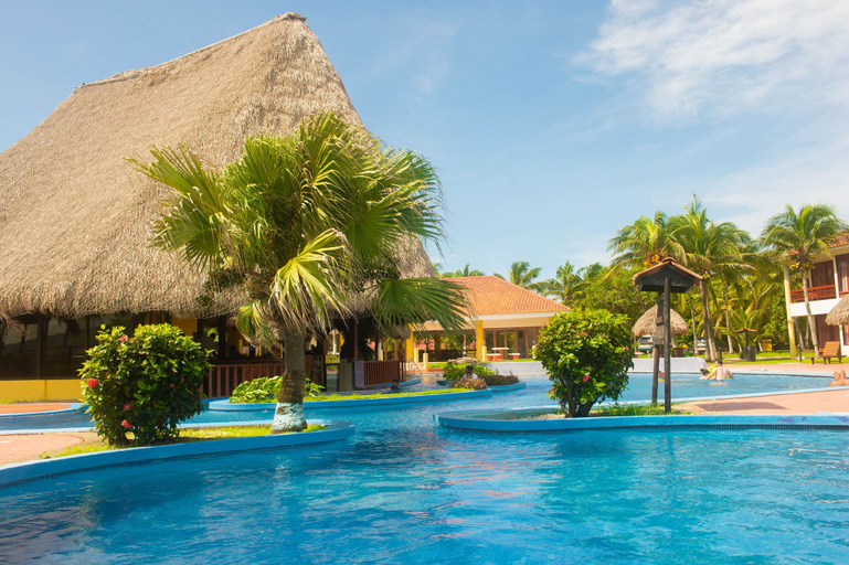 Sport & Beauty 4, Nandel Beach Resort, La Cruz