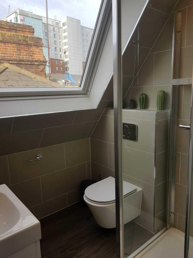 Bathroom 3, Nitehouse Serviced Apartments, Reading