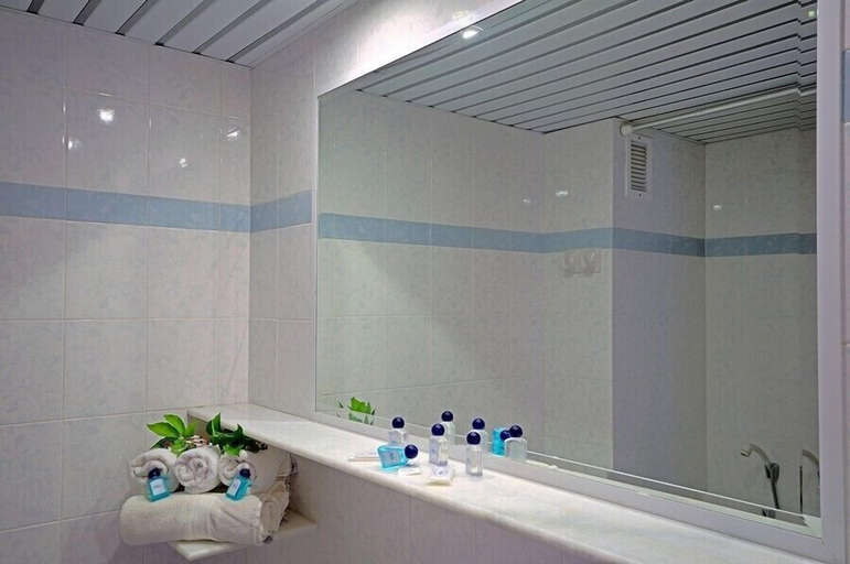Bathroom, Astir Beach, Ionian Islands