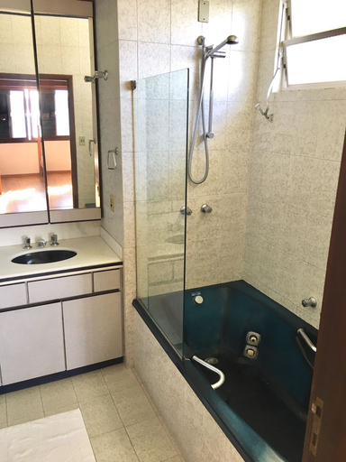 Bathroom 4, Hostel Berghaus, Florianopolis