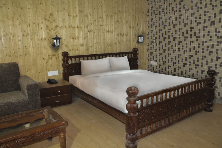 Bedroom 3, KVR Clarks Inn, Kufri, Shimla