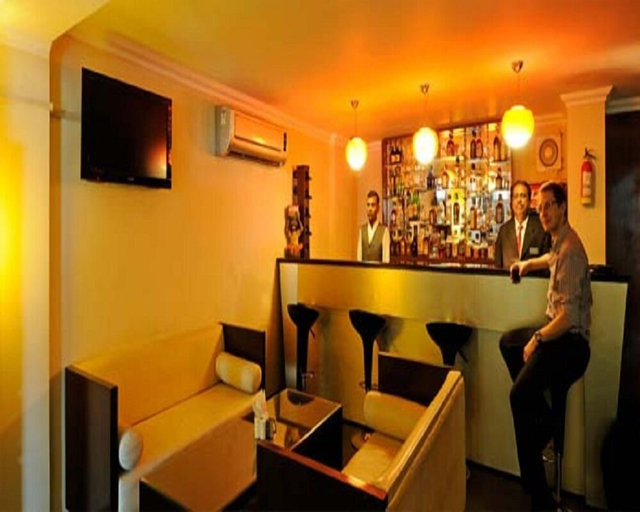 Food & Drinks 4, Hotel Pushpvilla, Agra