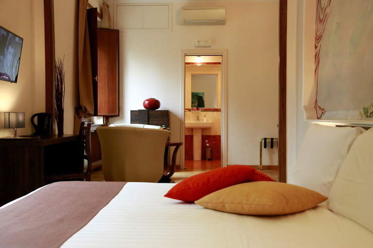 Bedroom 4, Residenza delle Arti, Rome