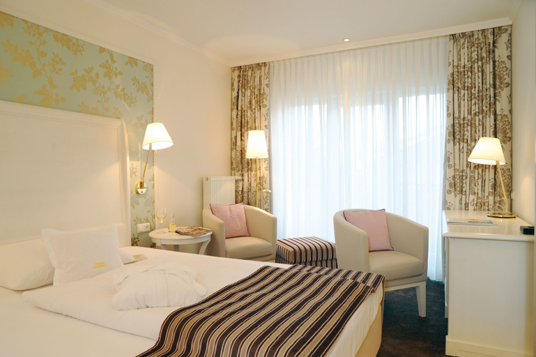 Bedroom 4, Ringhotel Landhaus Gardels, Dithmarschen