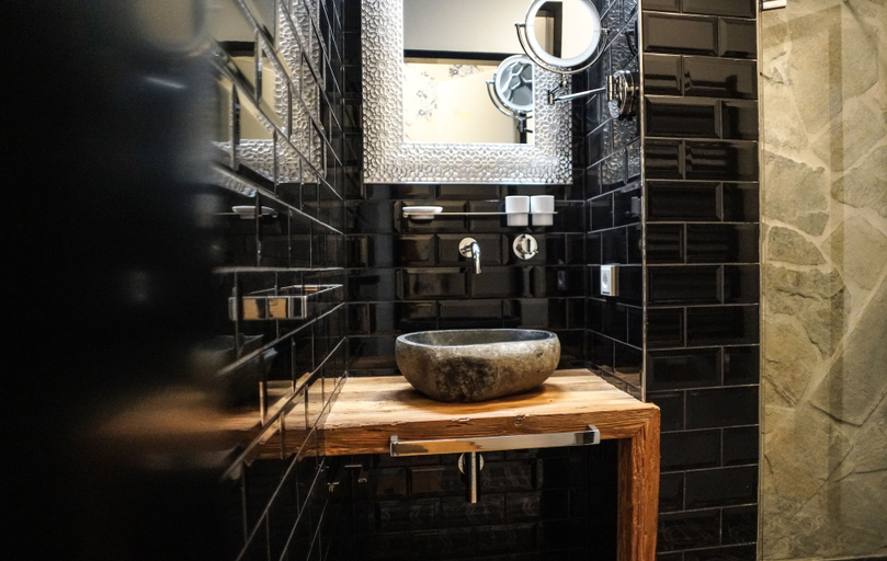 Bathroom 5, Alpenliebe Design Hotel, Traunstein