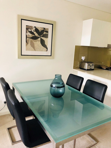Others 5, Wyndel Apartments - Encore, Sydney