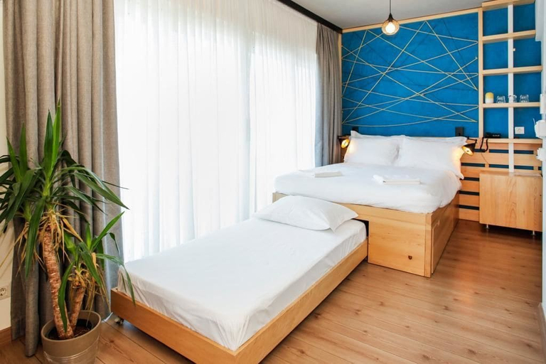Bedroom 4, Miller Hotel, Beyoğlu