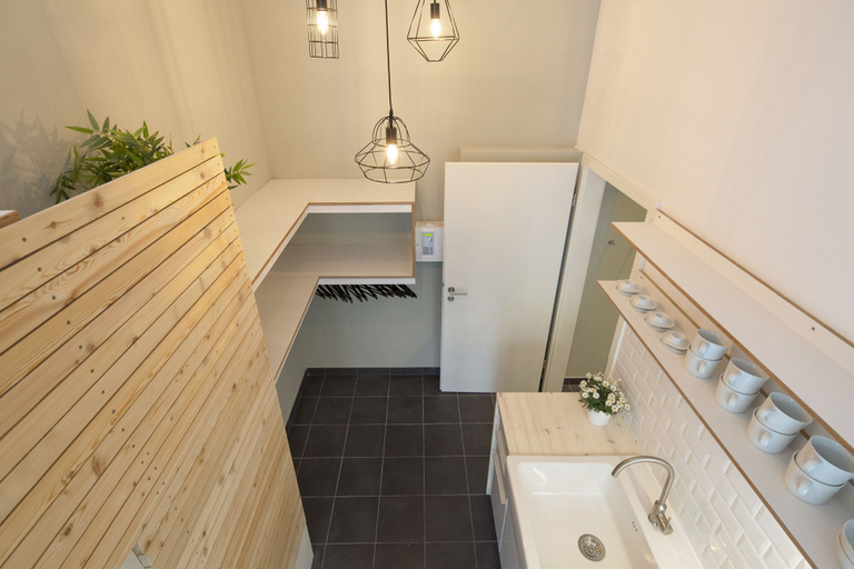 Bathroom 3, Anderssohn Apartments - Dolziger Straße, Berlin