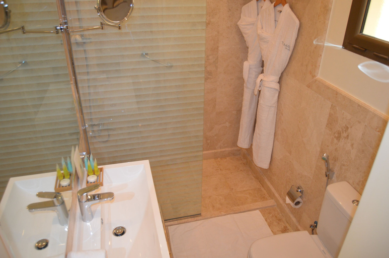 Bathroom, Tamara Holiday Homes