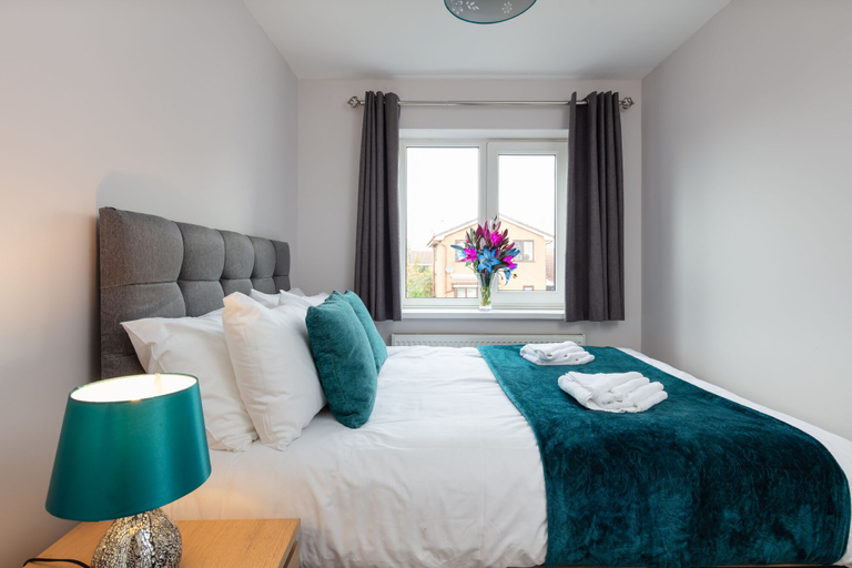 Bedroom 2, The Bluestone Villa, Manchester