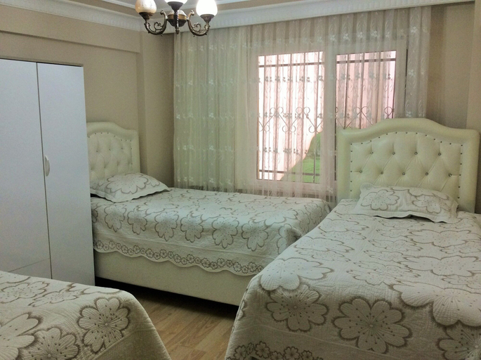 Bedroom 3, Yılmaz Apart, Fatih