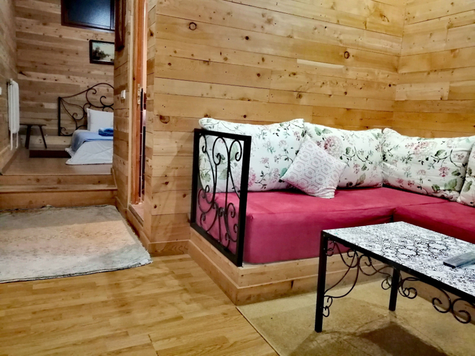 Others 5, Tamanoucht Auberge, Ifrane