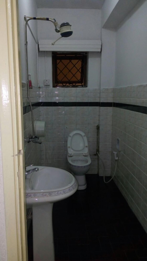 Bathroom 4, Nairobi Glory Palace Hotel, Starehe