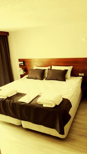 Bedroom 2, Bektas Karagol Otel, Bulancak