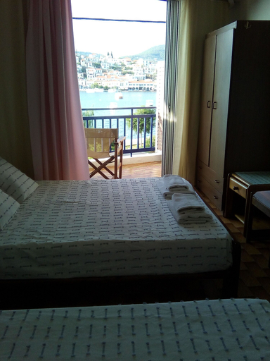 Bedroom 5, Bissias Guest House, Attica