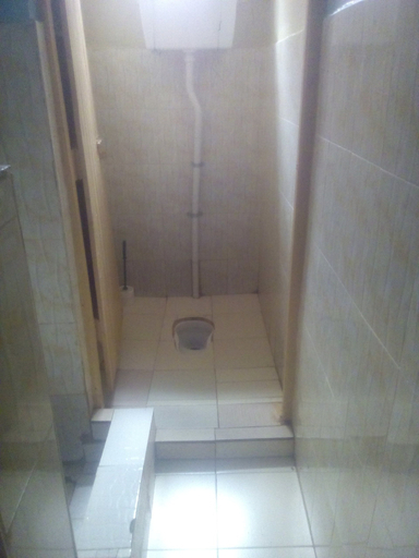 Bathroom 3, The Hub Guest House, Thika Town