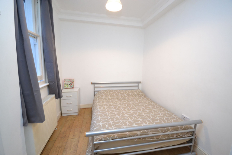 Bedroom 3, Norfolk Place Apartments, London