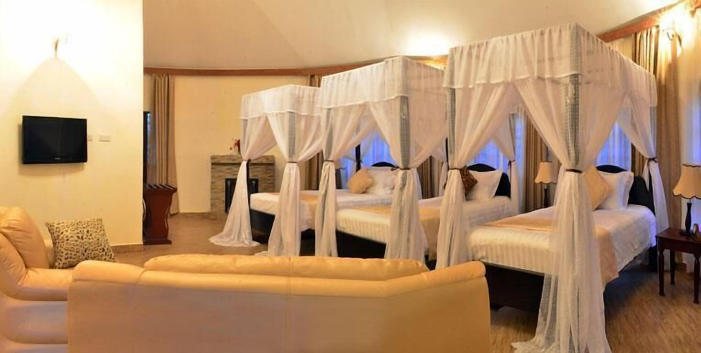 Bedroom 2, Ganako Luxury Lodge, Karatu