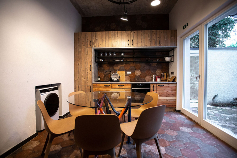 Food & Drinks 5, BeCycle Sustainable Stay and Travel, Maribor