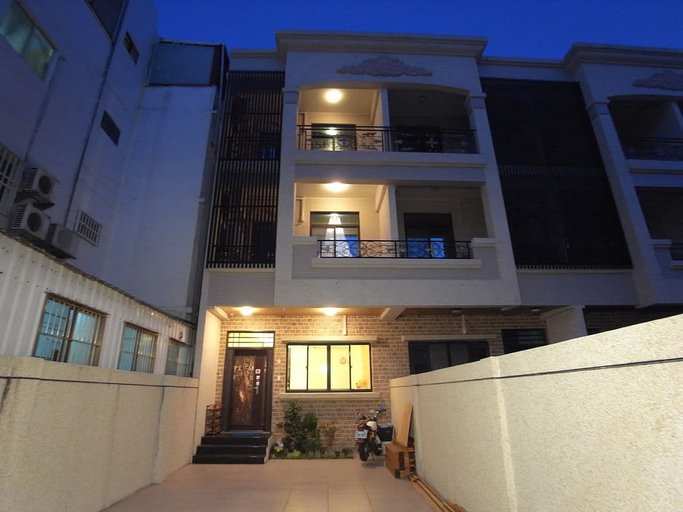 Exterior & Views 1, Oman Is Very Happy B&B, Hualien