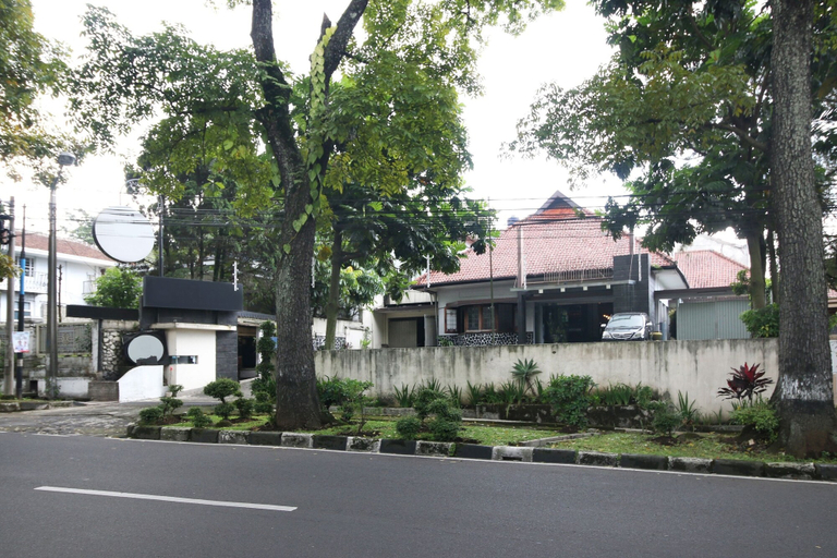 Exterior & Views 2, Hotel Nyland Cipaganti, Bandung