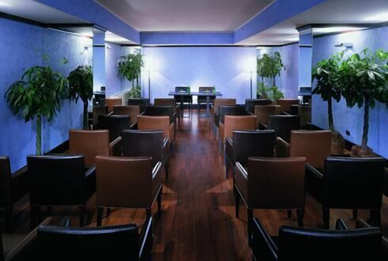 Food & Drinks 5, Hotel La Fenice, Catania
