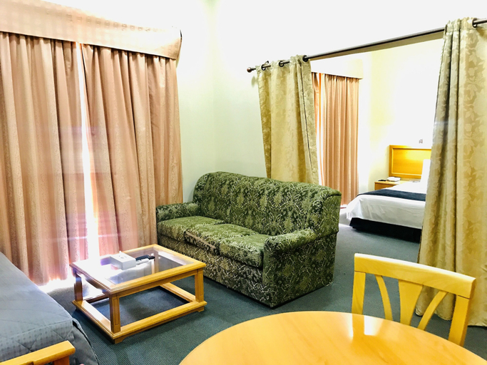 Others 5, Jabal Akhdar Hotel, Izki