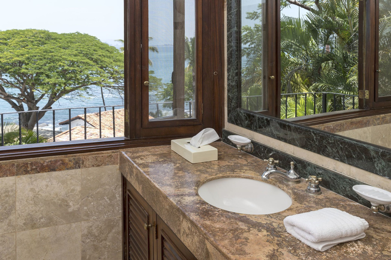 Bathroom 4, Casa Galeria by Sergio Bustamante, Puerto Vallarta