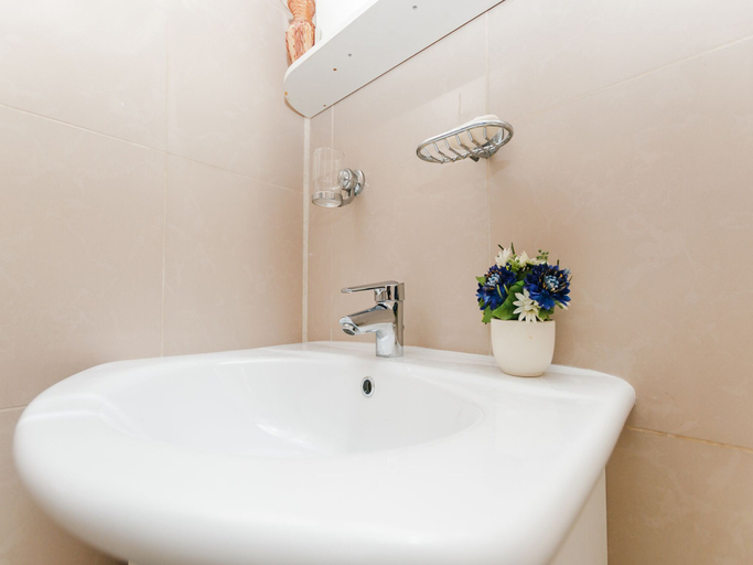 Bathroom 3, Apartmenty Uyut Galerea, Central