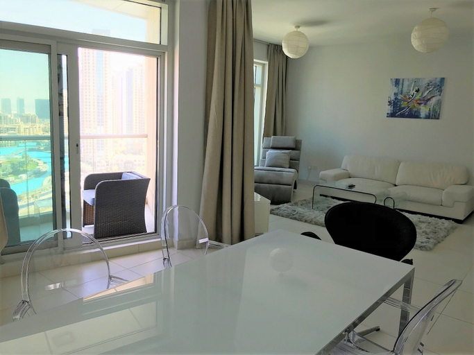 In-room dining, Yanjoon Holiday Homes - The Lofts, Dubai