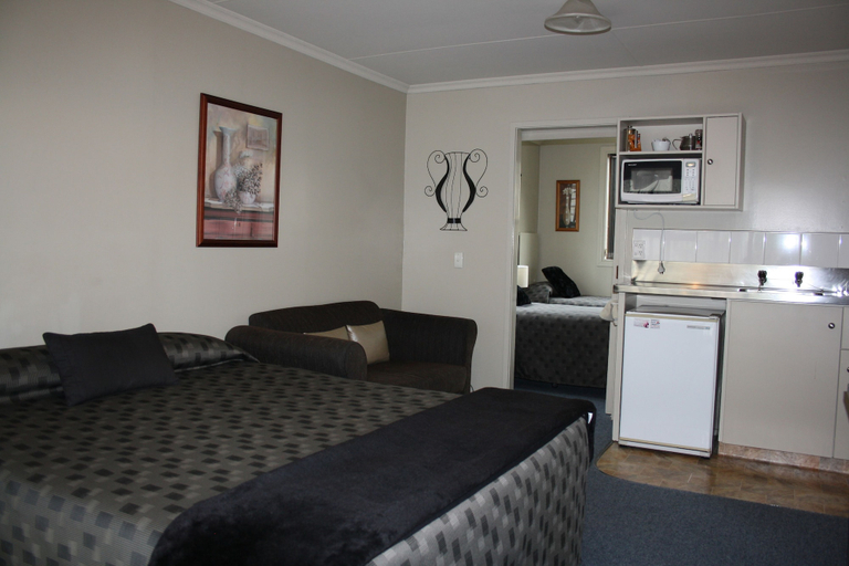 Bedroom 5, Ashbury Park Motel, Timaru