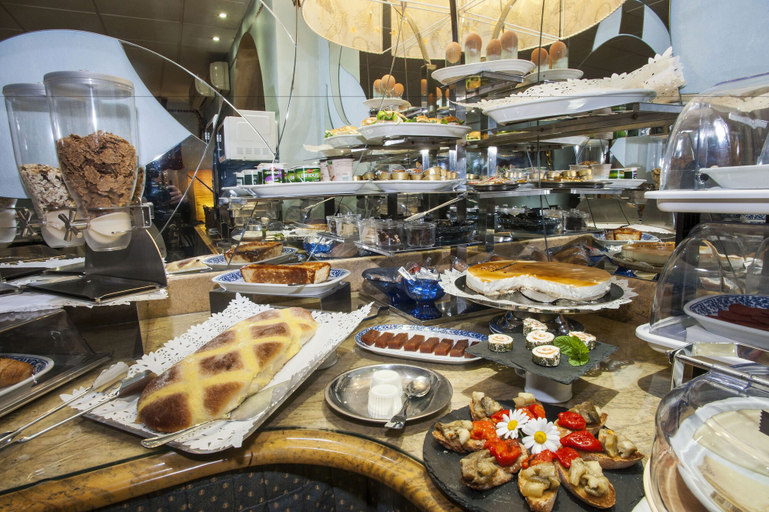 Food & Drinks 5, Hotel Ribes Roges, Barcelona