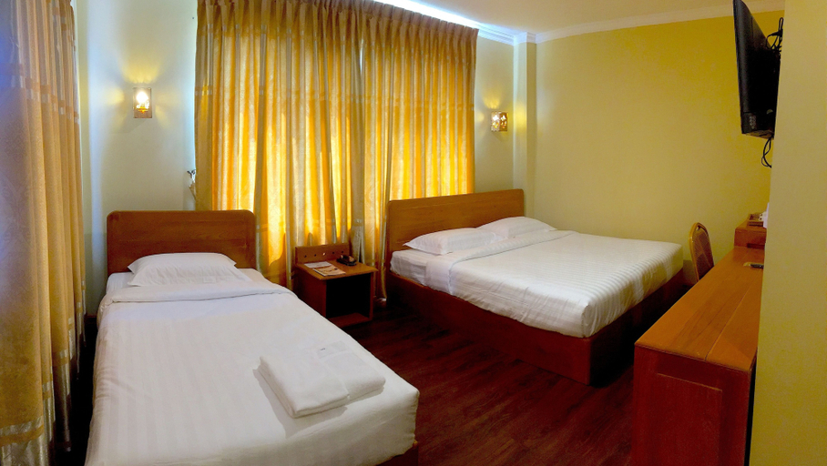 Bedroom 2, Inle Strand Hotel, Taunggye