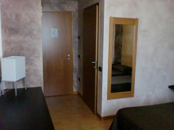 Bedroom 3, Corte Girlanda, Verona