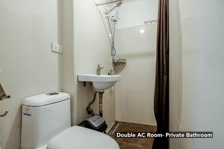 Bathroom 5, Stay Malate Hostel, Manila City