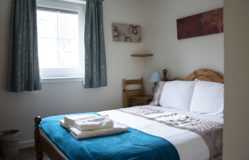 Bedroom 2, Apartment 2, Skye Holiday Apartments, Phoenix Flats, Highland