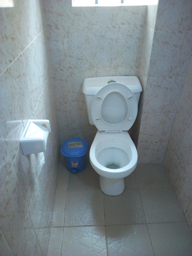 Bathroom 3, Sunrise Guest House, North Imenti