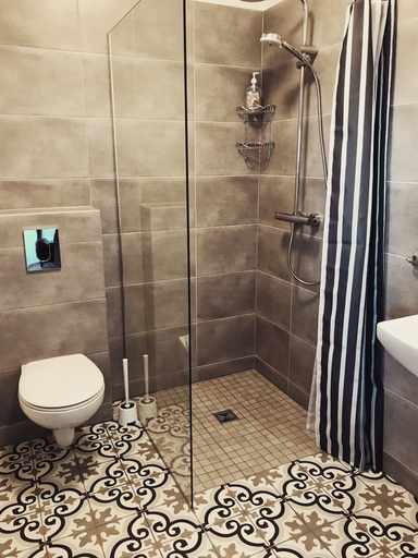 Bathroom 4, Loa´s Nest Guesthouse, Holta- og Landasveit