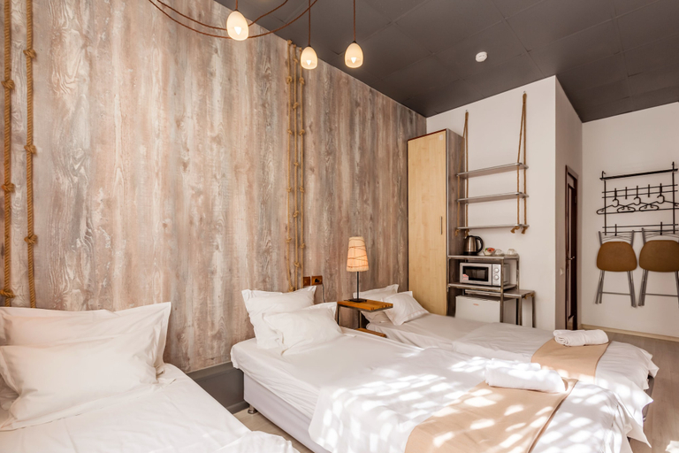Bedroom 3, Hotel Ananas, Western