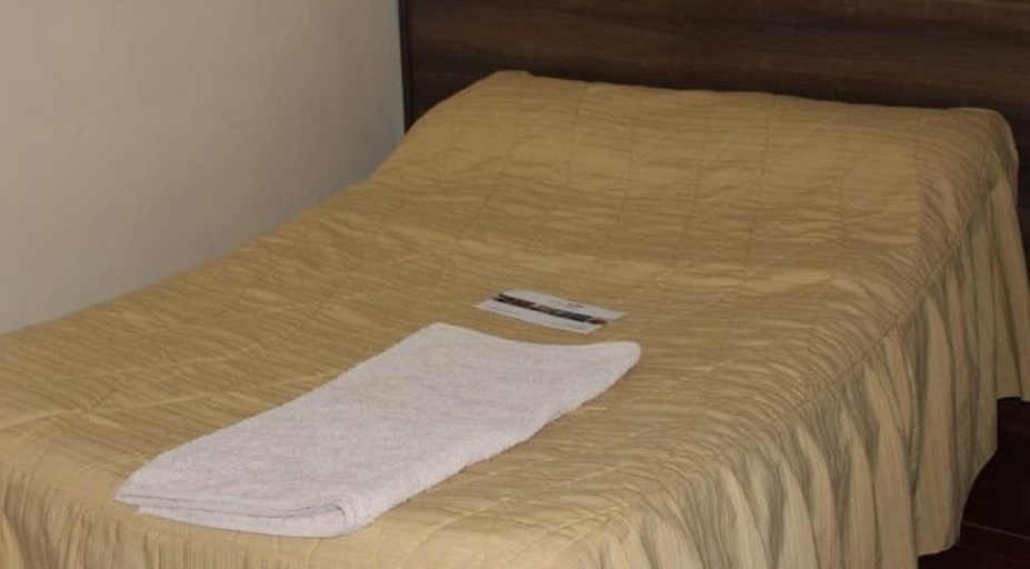 Bedroom 2, Gatimene Gardens Hotel, North Imenti