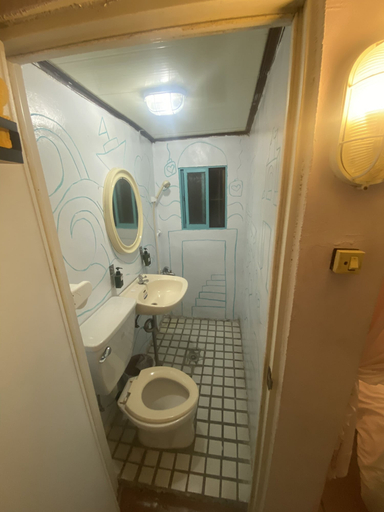 Bathroom 4, Love in Dananao, Yilan