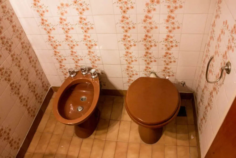 Bathroom 3, Marcelo T. de Alvear & Parana, Distrito Federal