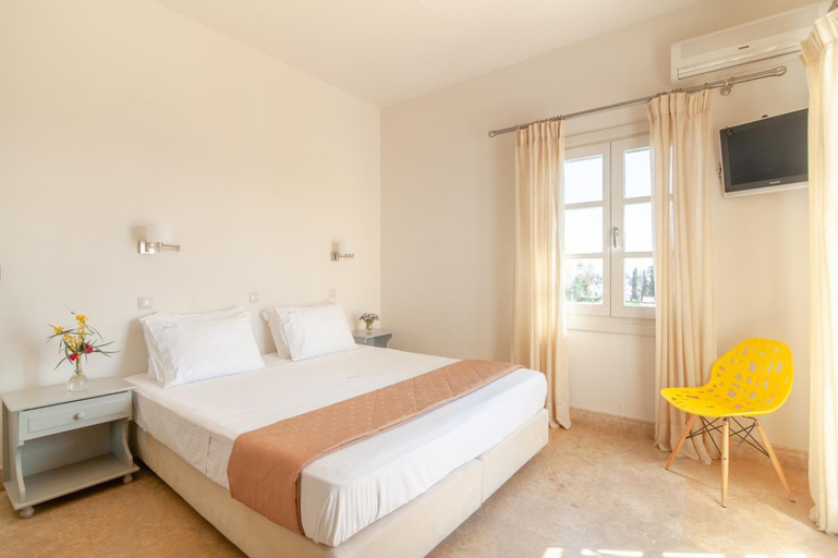 Bedroom 3, Mimoza, Attica