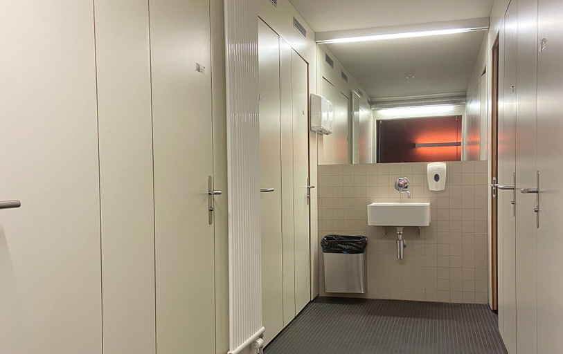 Bathroom 3, Youth Hostel Valbella, Albula